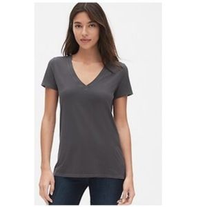 Gap V-neck Cotton T-shirt